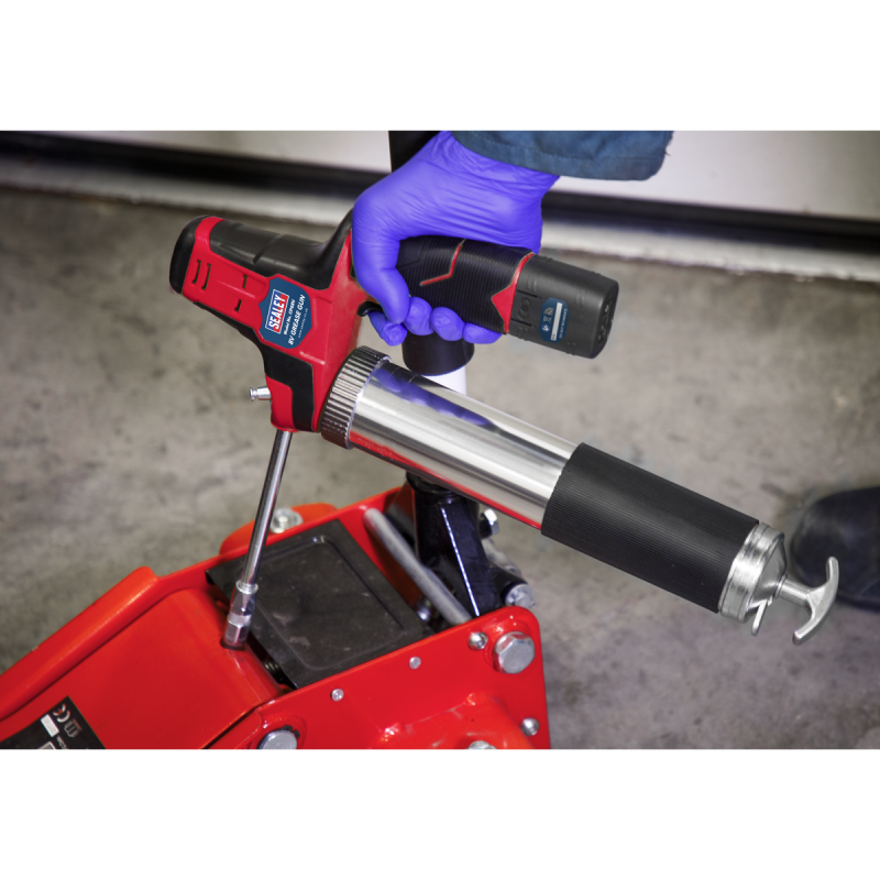 Cordless Grease Gun 8V CPG8V - Image 3